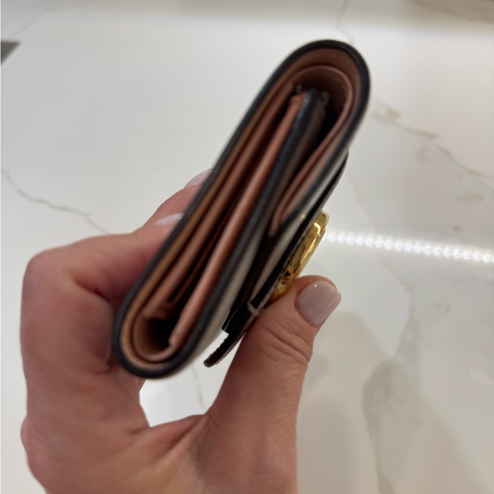 Auth. Louis Vuitton Pont Neuf Trifold Wallet - Picture 6 of 14